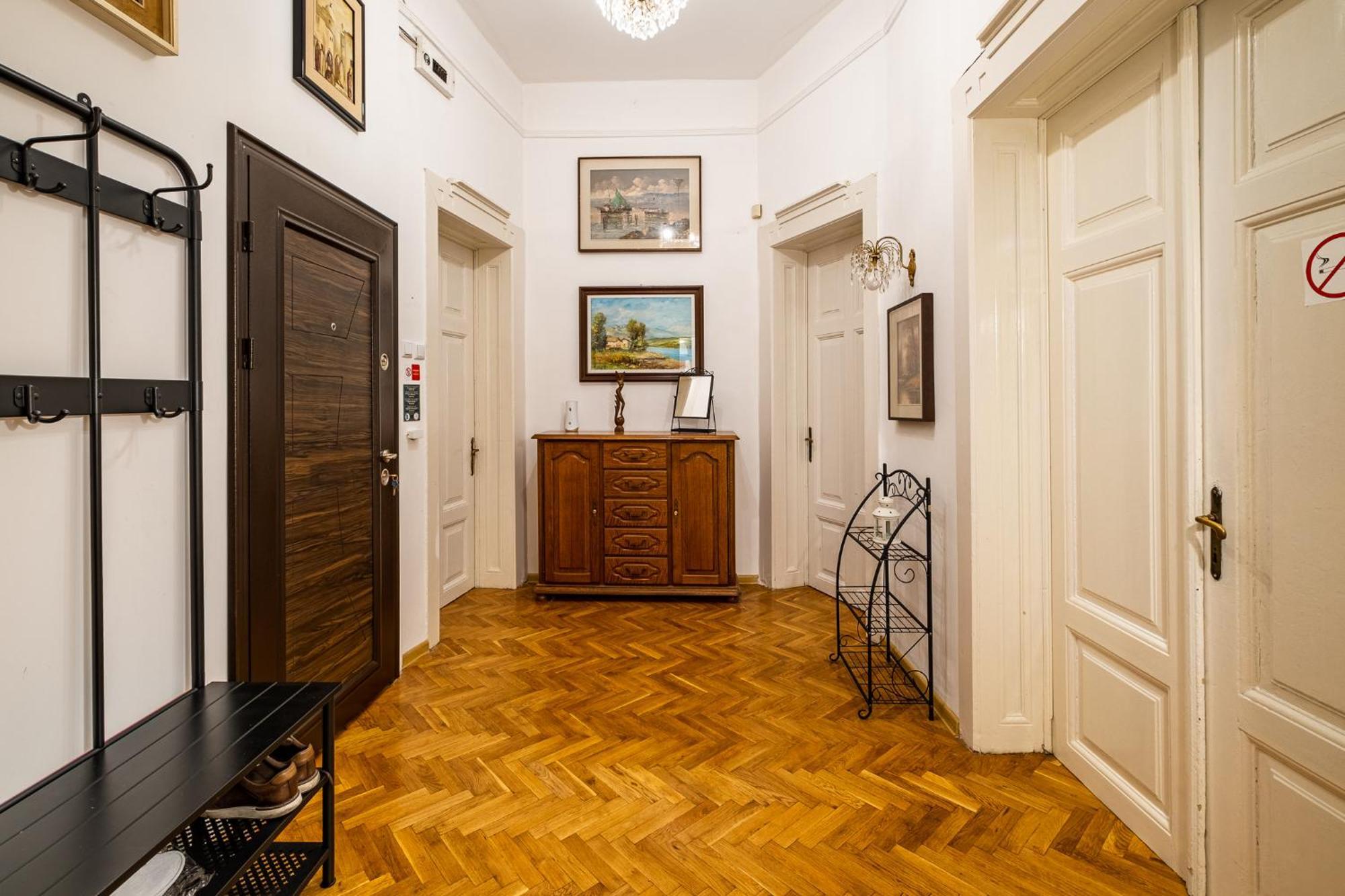 Aristocratic 2Bdrm Central Apartment Varna Eksteriør bilde